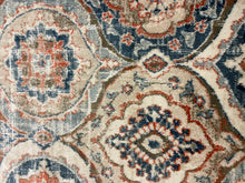 Afbeelding in Gallery-weergave laden, Almaty