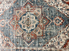 Afbeelding in Gallery-weergave laden, Riyadh